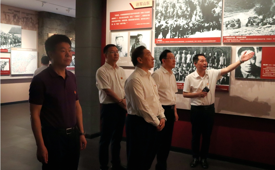陳瀟同志率隊赴衡陽開展“一月一課一片一實踐”活動